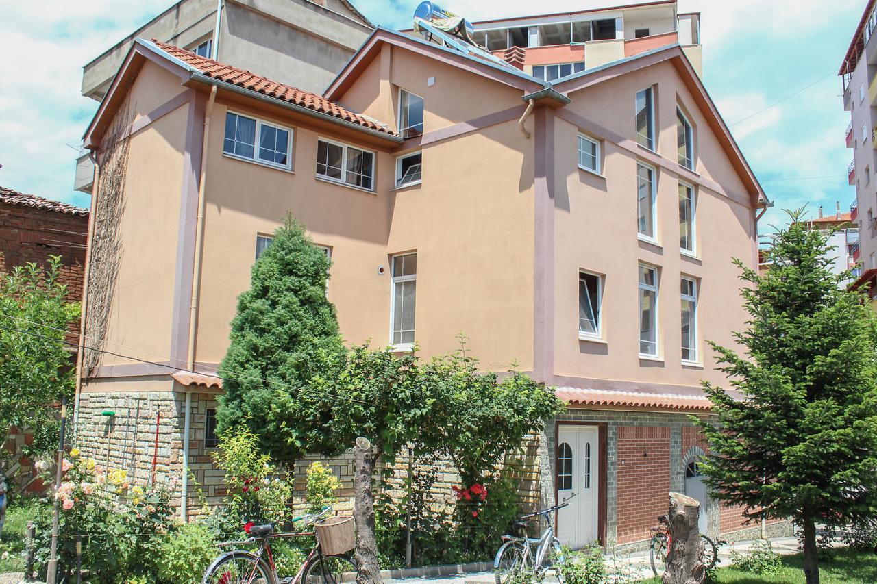 Vila Topciu ポグラデツ エクステリア 写真